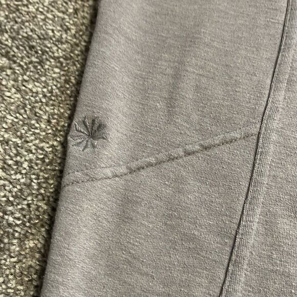 Athleta BAY BEACH CAPRI size Med - Picture 2 of 10